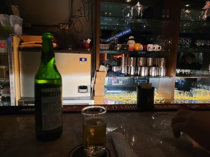 Oval Bar