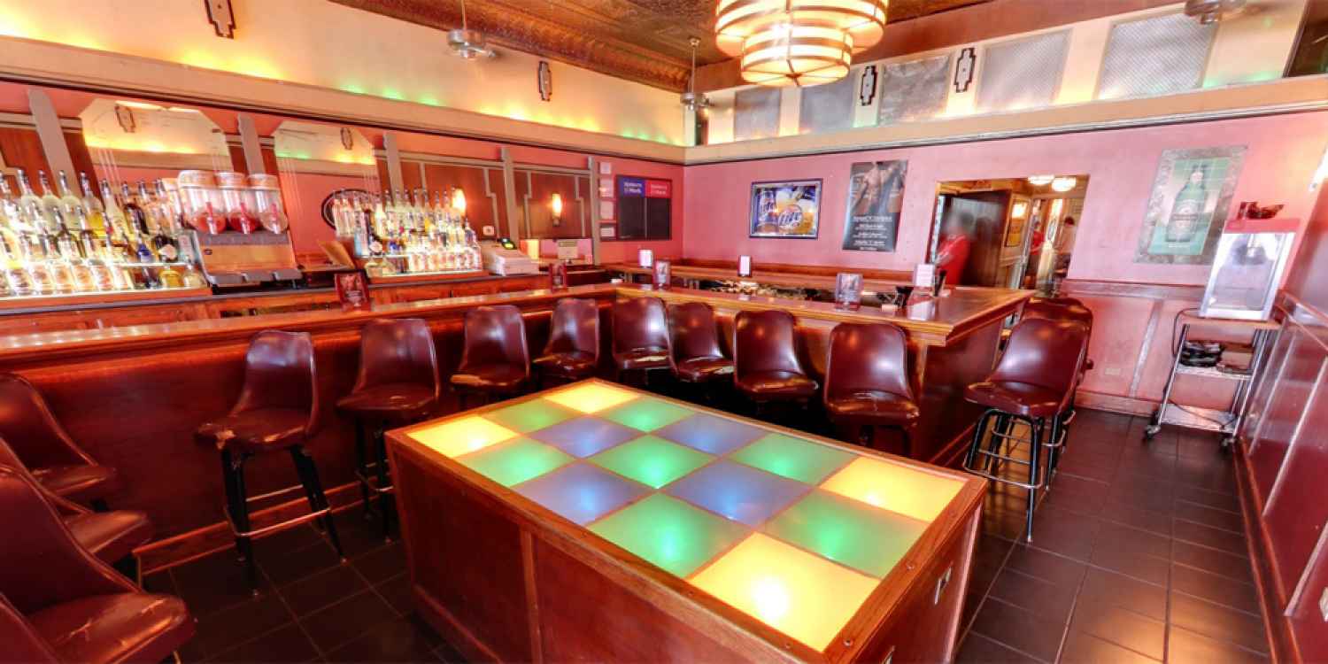 Vacca Grill & Lounge