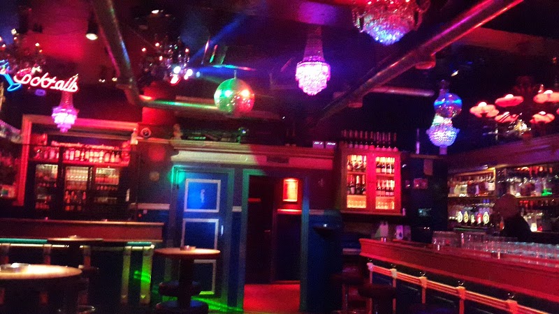 Rascals Bar & Grill