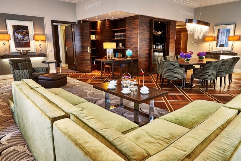 Xchange Hotel