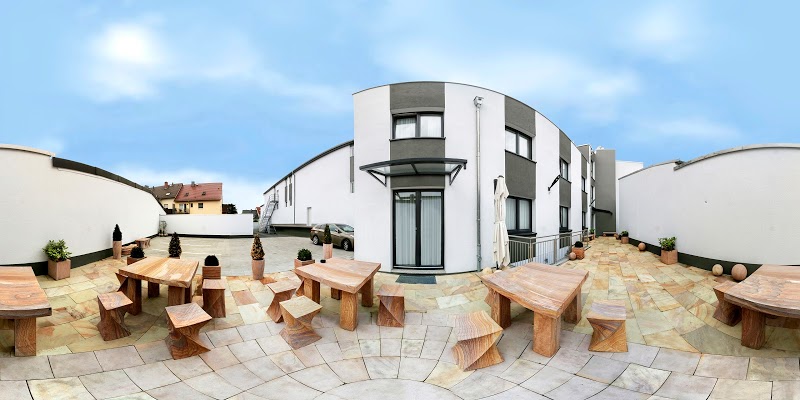 The Lyall Hotel