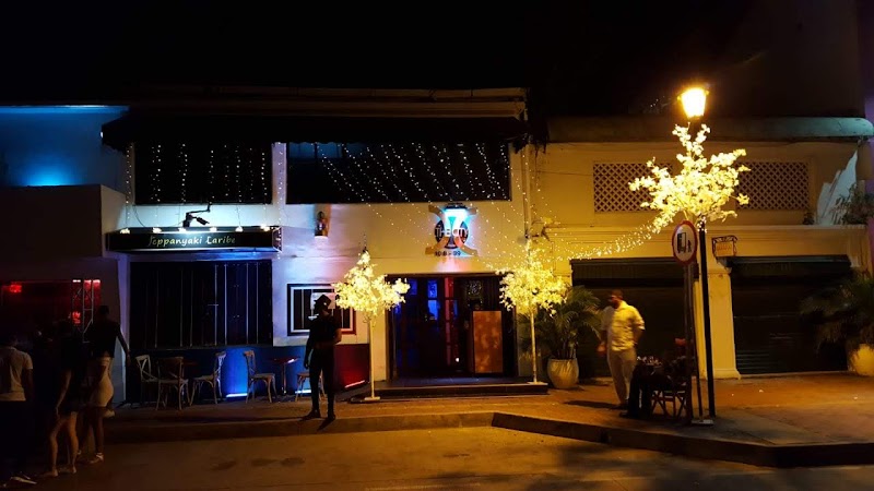 El Rey Court